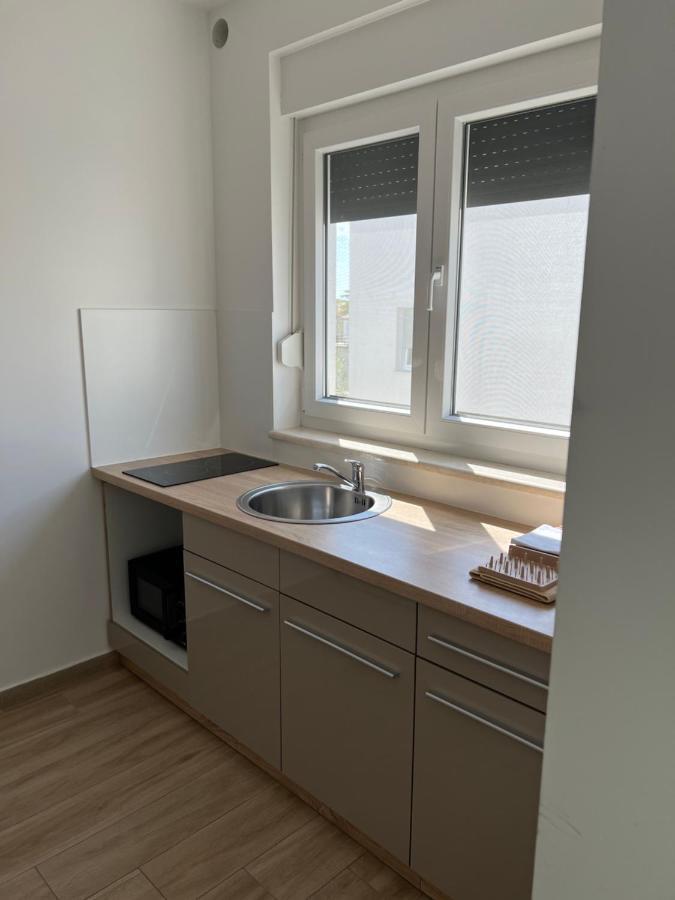 Apartment Sunrise With Private Parking Pula Exteriör bild